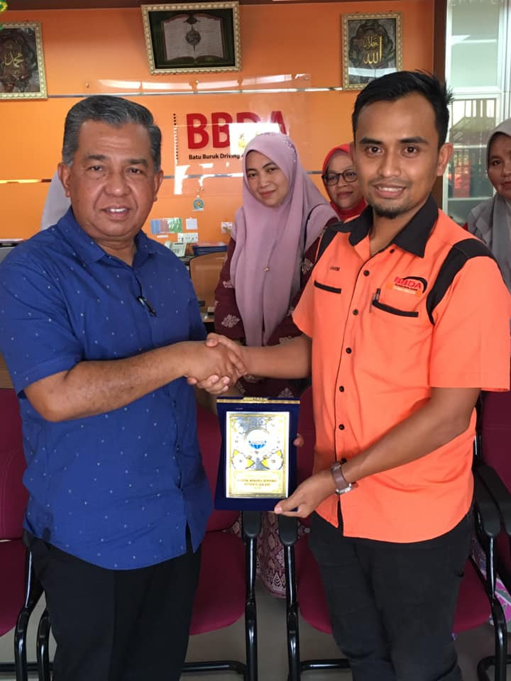 They really care about each and every student. Batu Buruk Driving Academy