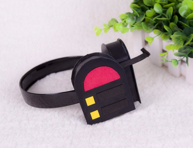 (1) left hand phones, four (4) cast button squares and two (2) half moon. Cosplaydiy Hatsune Miku Cosplay Headphone For Halloween Cosplay Costume Prop Accessories D0918 Hatsune Miku Headphone Cosplay Headphone Headphoneheadphones Cosplay Aliexpress