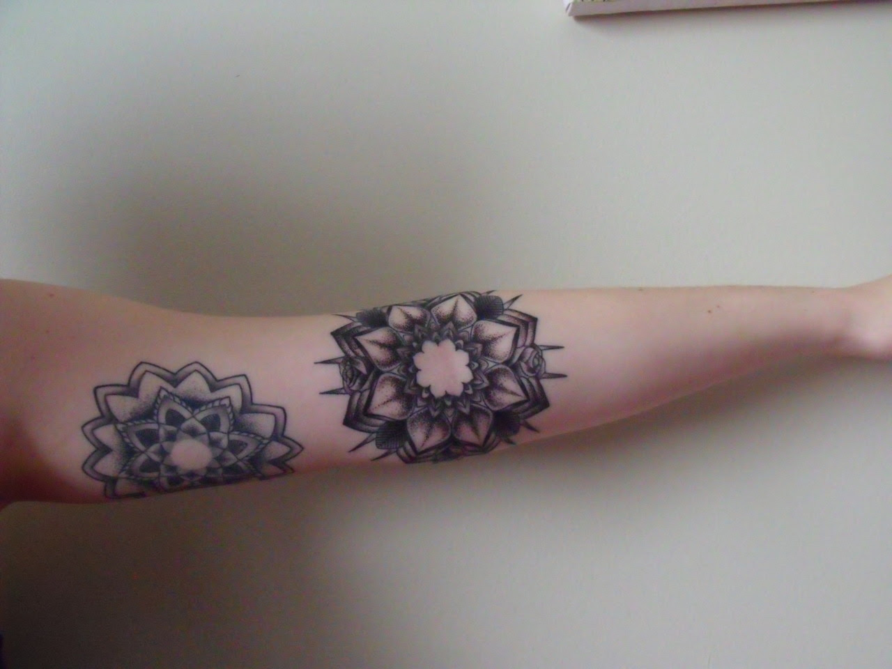 Free 55+ Lotus Flower Inner Elbow Tattoo TatouagesNew