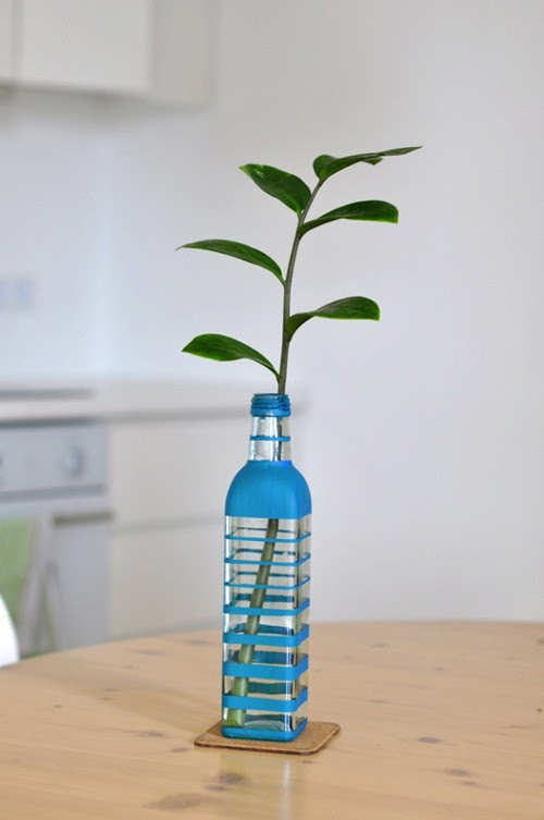 How-to-DIY-Nice-Vase-from-Recycled-Glass-Bottle-6.jpg