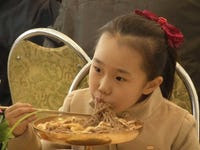 North Koreans are going crazy over this Pyongyang restaurant serving subsidized noodles