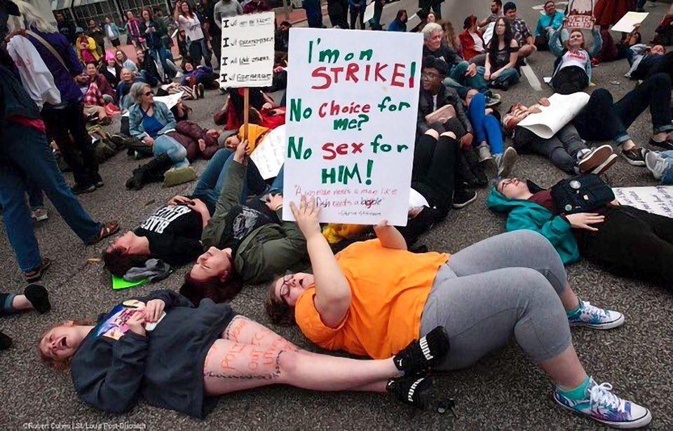 Women on sex strike