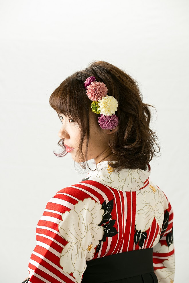 心に強く訴える 卒業式 袴 髪型 ミディアム ヘアスタイルギャラリー