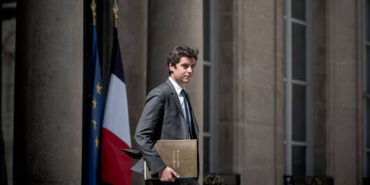 Gabriel ATTAL.

Conseil des Ministres du 24 Mai 2023,  Palais de l'Elysee, Paris, France.

Weekly cabinet meeting, Elysee Palace, Paris, France on May 24, 2023.//04NICOLASMESSYASZ_2023_05_24b_206a/Credit:NICOLAS MESSYASZ/SIPA/2305241546