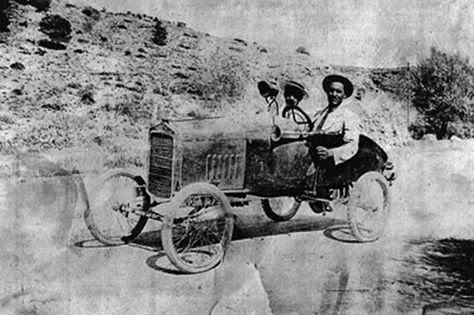 perierga.gr - Το πρώτο ελληνικό αυτοκίνητο του 1918!