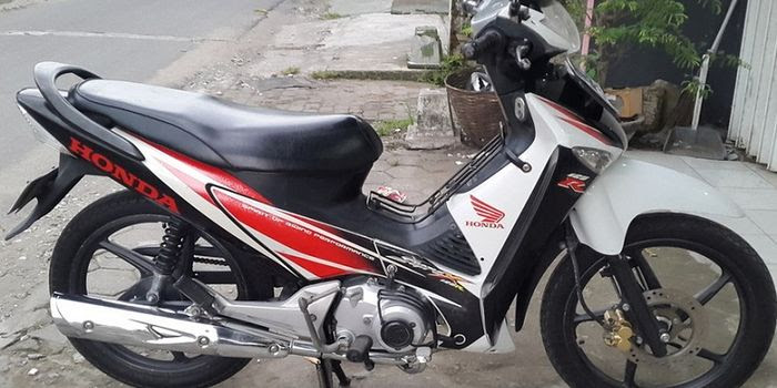 Harga caver cover full set body motor honda supra x 125. Yuk Nostalgia Perjalanan Honda Supra X 125 Series Dari Masa Ke Masa Kamu Koleksi Yang Mana Motorplus Online Com