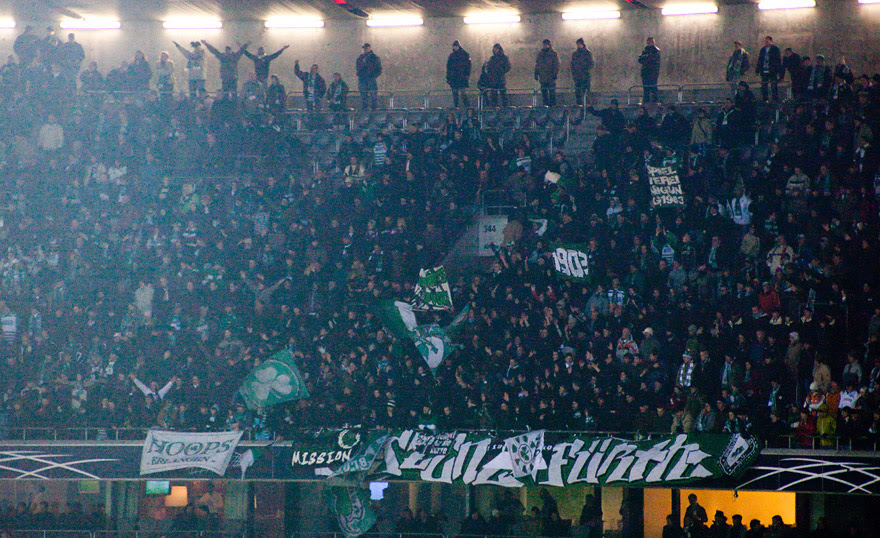 Fc kaiserslautern and neighbours fc homburg are considered to be the biggest rivals. 150 Hooligans Der Spvgg Greuther Furth Greifen Polizei An Msvportal