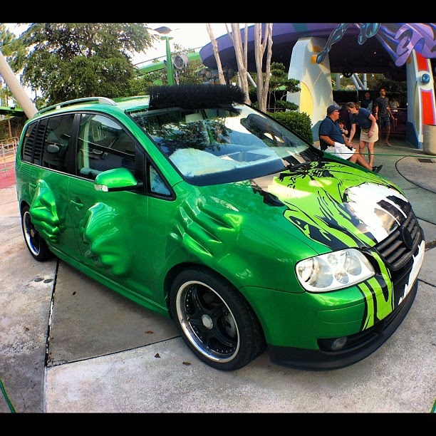 Viaje del coche Auto hulk rapido y furioso