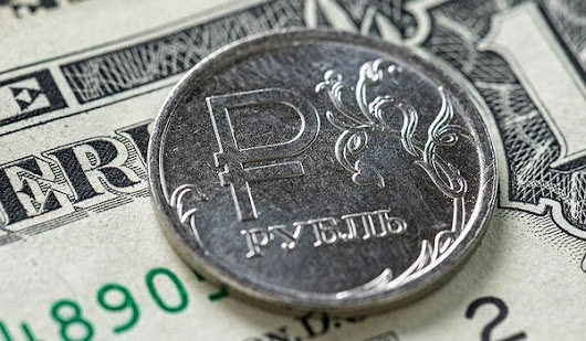 В чём причины снижения рубля, по мнению Центробанка?