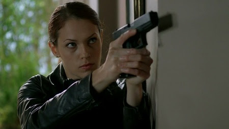 George, utah and raised in las vegas, nevada, accomplished screen actress amanda righetti is no stranger to the bright lights of hollywood. Amanda Righetti Internet Movie Firearms Database Guns In Movies Tv And Video Games