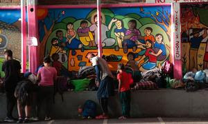 Ante los grandes retos que plantea la situación de las personas que se desplazan por México y la reanudación de las deportaciones, la ACNUR recomienda que, antes de proceder a la deportación de una persona, se establezca si se requiere protección interna…