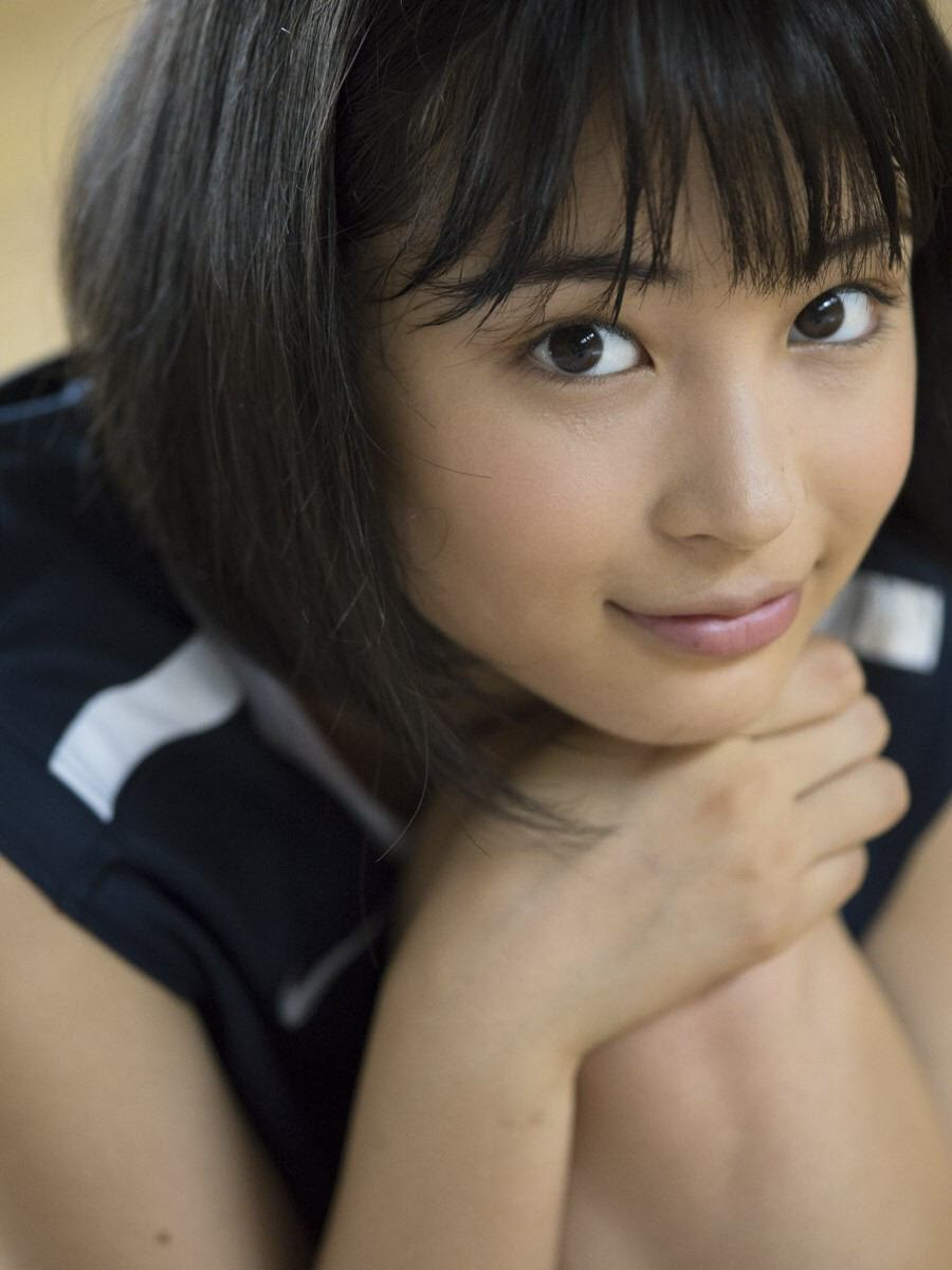 これまでで最高の壁紙 バスケ 広瀬 すず 美しい花の画像