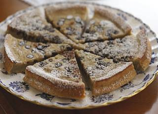 This recipe is perfect for using up that single sad banana sitting on your counter, but if you're craving banana pancakes and don't have any brown bananas, check out my post these banana pancakes look super yummy and i love how quick and easy this recipe is to put together! Passover Banana Cake Topped With Chocolate Chips Dianasdesserts Com