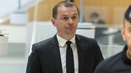 Procès d'Olivier Dussopt pour favoritisme : dix mois de prison avec sursis et 15 000 euros d'amende requis contre le ministre du Travail