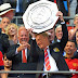 David Moyes Charity Shield / Manchester United Manager David Moyes Gives The Thumbs Up After Victory In The Fa Community Shield Stock Photo Alamy - Encuentra fotos de stock perfectas e imágenes editoriales de noticias sobre charity shield en getty images.