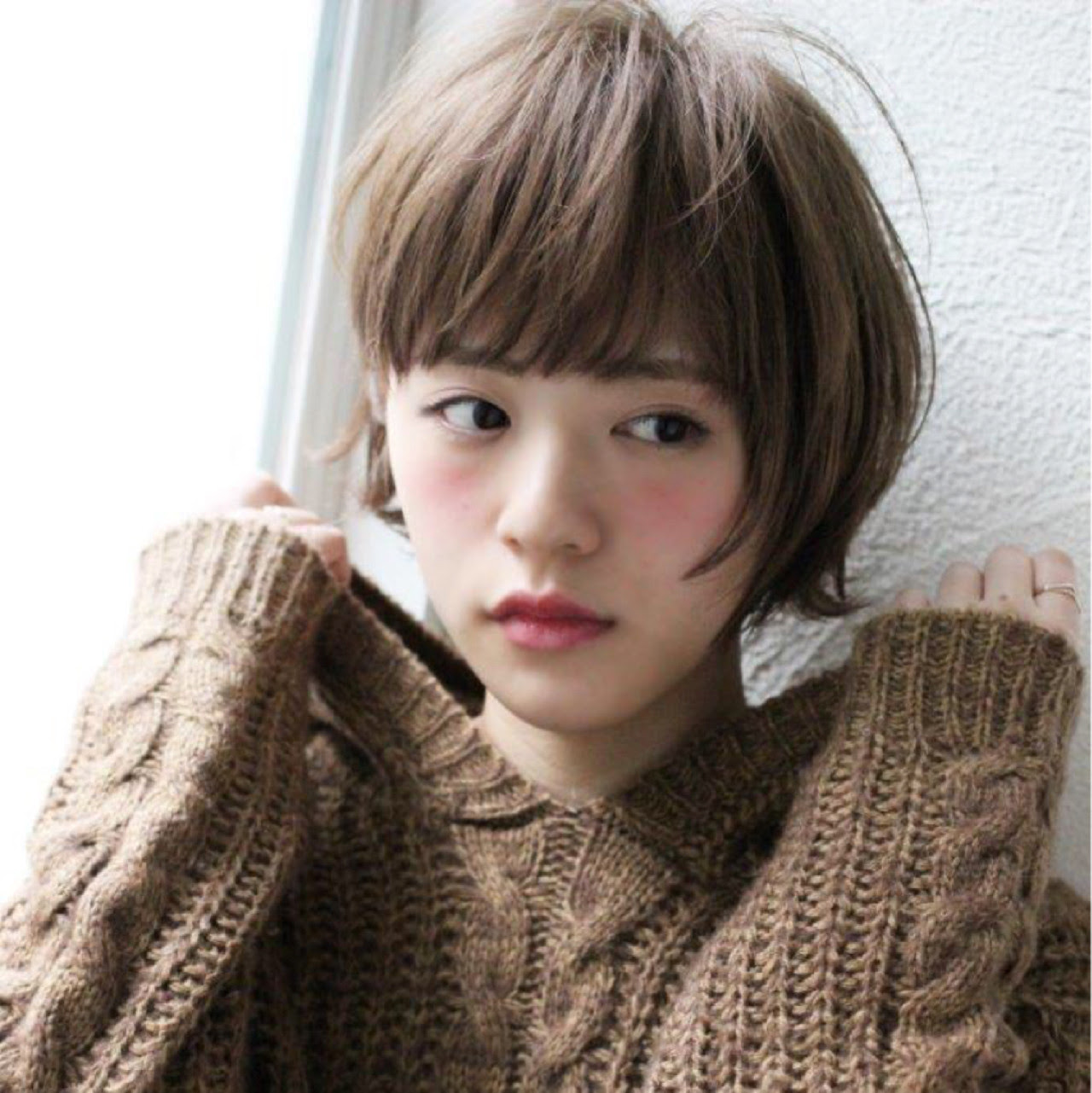 ホームベース顔 髪型 女 Gulisa Gvazava