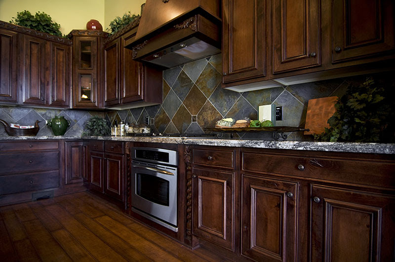 Should kitchen floor be darker than cabinets? 37 Inspiring Kitchen Ideas With Dark Floors Homenish
