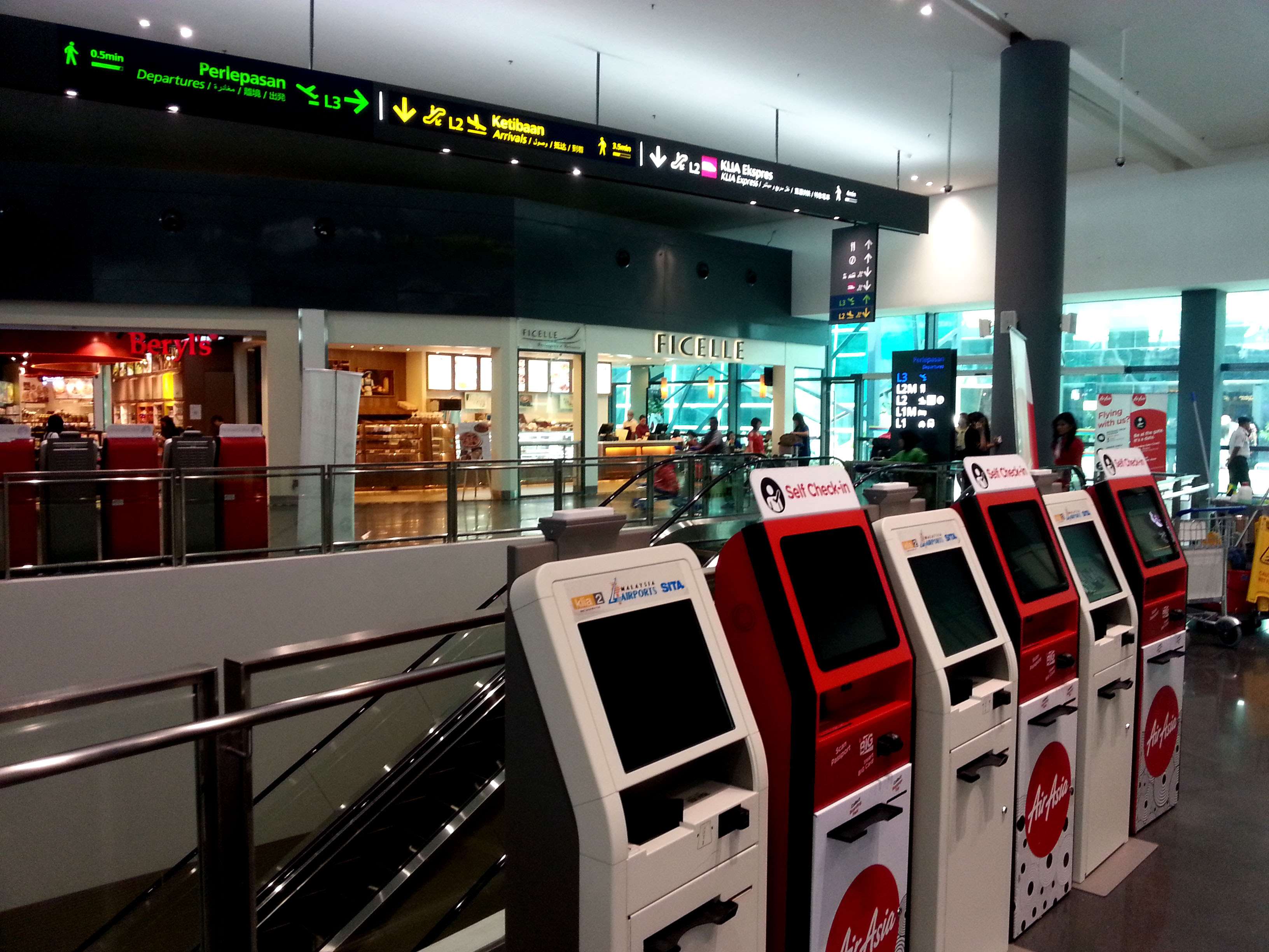 beza klia dan klia2