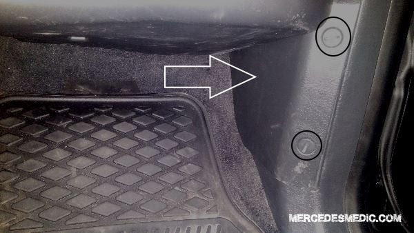 Motogurumag.com is an online resource with guides & diagrams for all kinds of vehicles. 1998 2005 Benz Ml320 Ml350 Ml500 Fuse Box Location Diagram Mb Medic