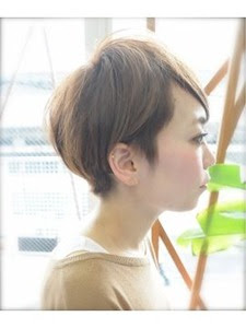 ショートヘア 刈り上げ 女子