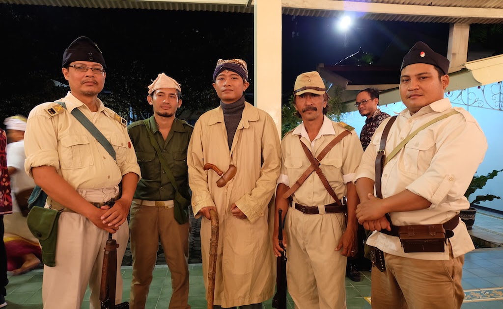 Top Konsep 28 Kostum  Pahlawan
