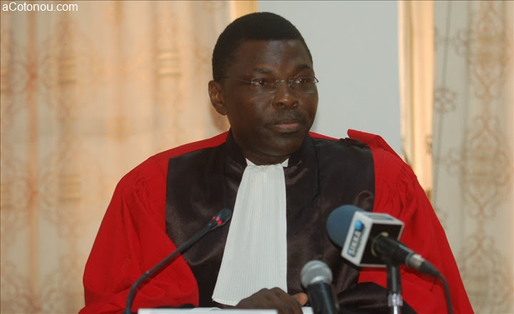 Au sénégal, le conseil constitutionnel a rejeté cette semaine un recours de l'opposition parlementaire qui demandait l'annulation des nouvelles lois sur le terrorisme récemment adoptées à l'assemblée. Colloque International Sur Le Conseil Constitutionnel Au Senegal Les Reformes Et Les Decisions De La Cour Constitutionnelle Du Benin Saluees Acotonou Com
