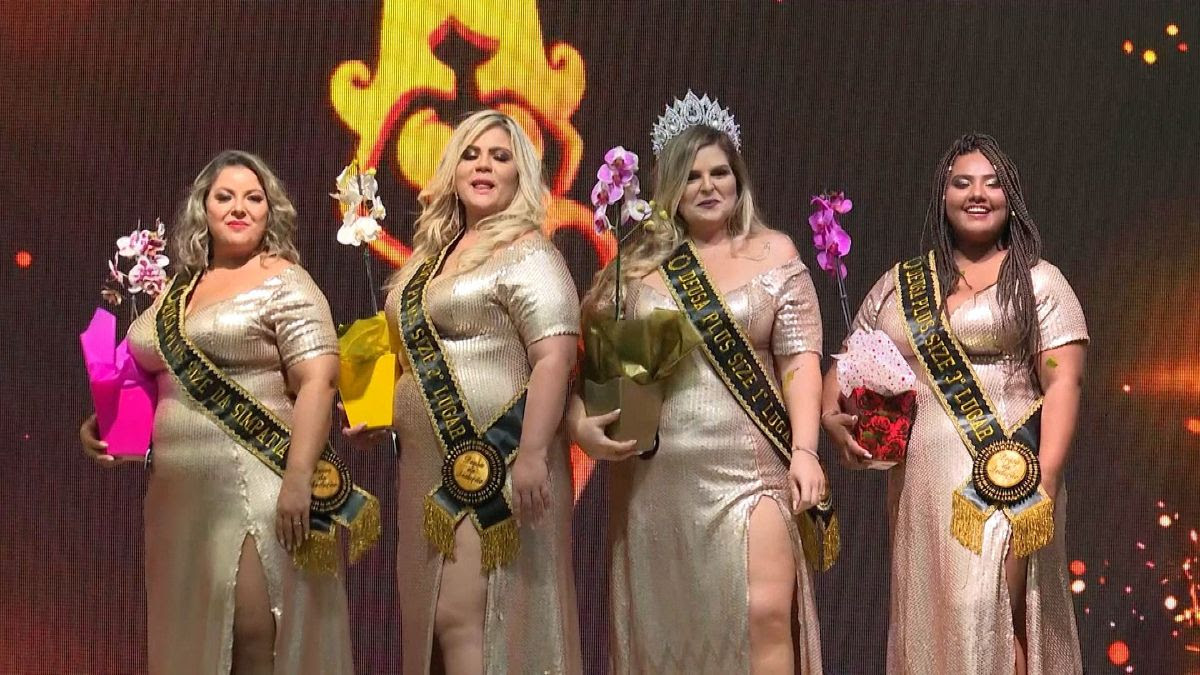 Poto of plus-sized beauty competition in Brazil.