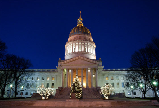 Find images of capitol building. State Capitol Photo Gallery