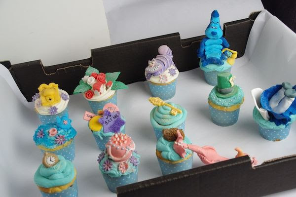 My kids love having birthday parties at home that are simple and fun. Alice In Wonderland Cupcakes In Literature