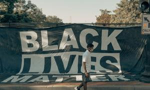 El movimiento social "Black Lives Matter" busca poner fin al racismo en Estados Unidos.
