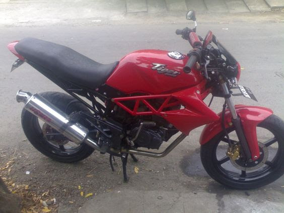 Kumpulan Modifikasi Honda Tiger Revo Touring Pangeran Modifikasi