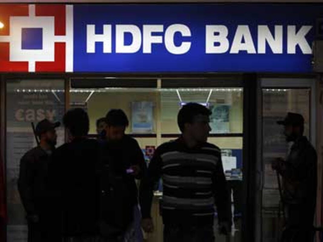 How to open hdfc bank savings account online? Hdfc Bank To Open Over 300 New Branches Hire 2 000 More Business News Firstpost