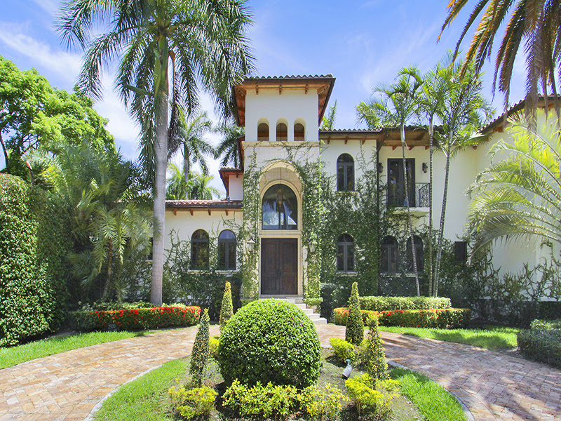 Villa Benita - High End Estate Agent