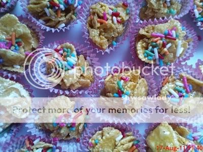 SawSawLady: Cari pasal dengan Biskut Cornflakes Madu
