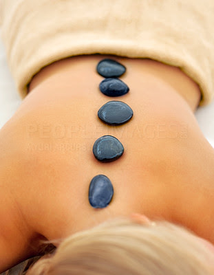 The average male is somewhere slightly below 6 feet, although there are regional variations. Hot Stone Therapy Stones Placed On A Female S Back Stock Images Page Everypixel