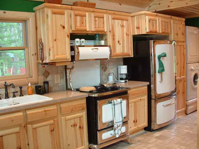 Knotty pine wood kitchen cabinets. Knotty Pine Cabinets And Kitchens