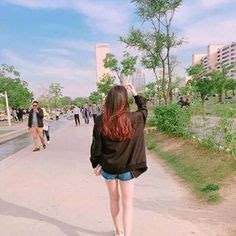 おしゃれ 可愛い 風 韓国 女の子 後ろ姿 おしゃれ アイコン の最高のコレクション 最高の壁紙hd