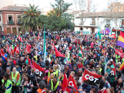 Plaza del Ayuntamiento de Getafe para recibir a la columna de Andalucía.