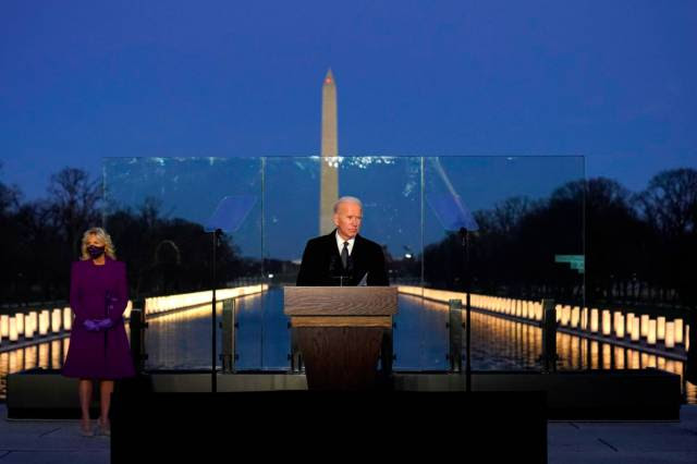 Biden abre nova era nos EUA após insurreição promovida por Trump