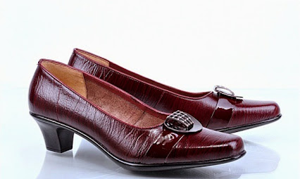sepatu wanita bandung fav