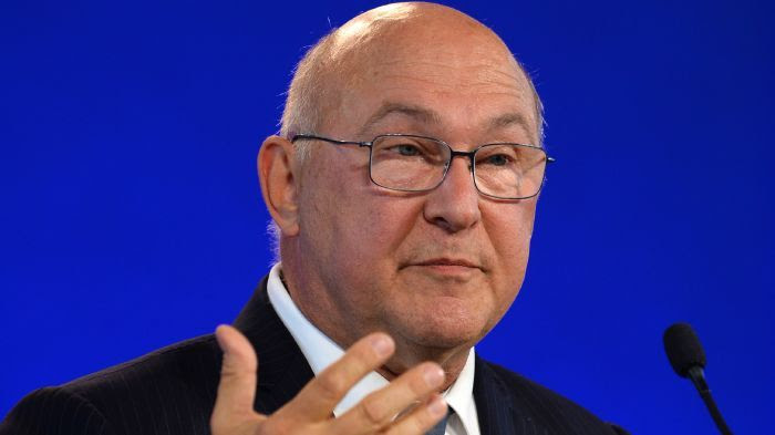 "Le juge de paix, c'est les marges" assure Michel Sapin à propos du CICE