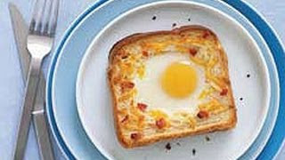 Toast your circle cut out at the same time. Easy Recipes Toad In The Hole Youtube