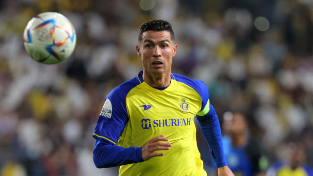 Nem o banco escapou à fúria de Cristiano Ronaldo no Al Nassr-Al Wehda