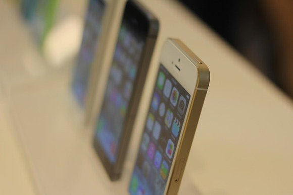 iPhone 5s monoliths