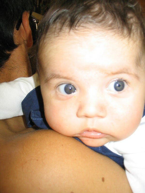 Bebe Yeux Bleu Tres Clair