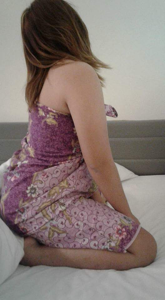 Susu tante, bokong tante, pantat tante : cangcut.tumbung.tante
