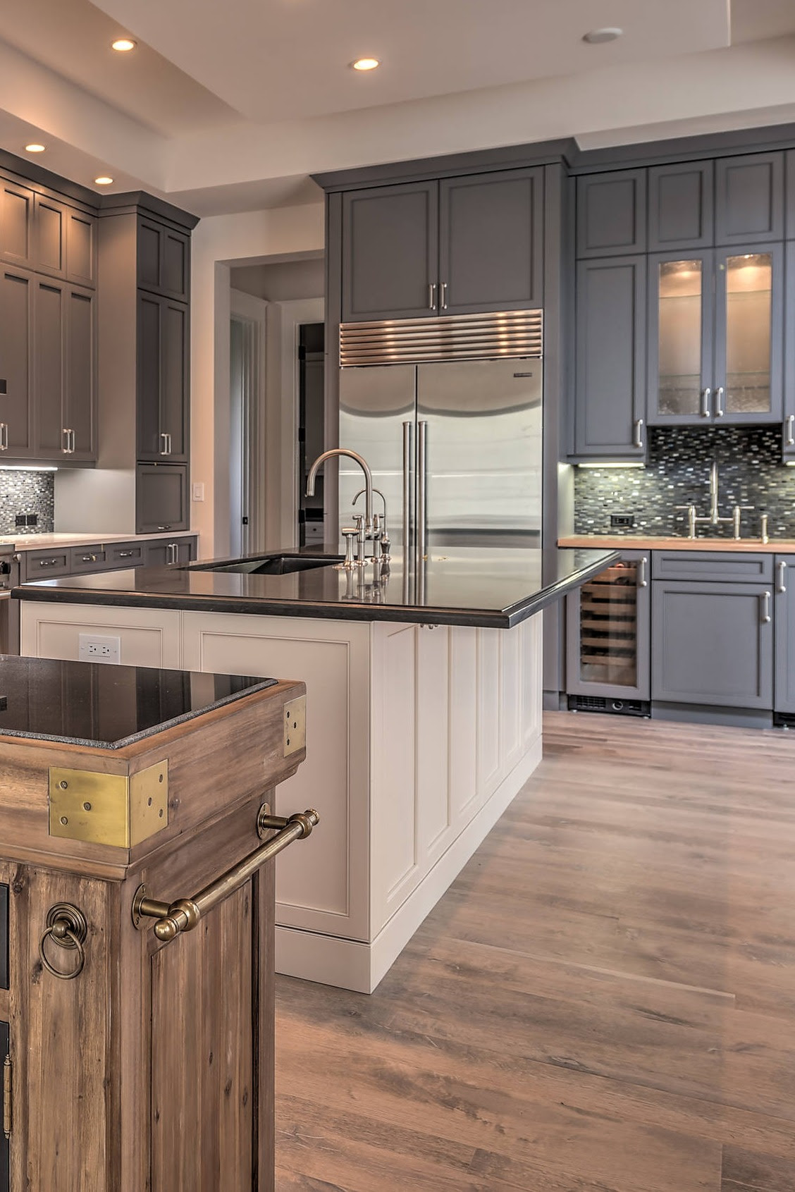 Kitchen with brown cabinets and gray countertops ideas. 35 Gray Kitchen Cabinets Ideas For Dark Or Light