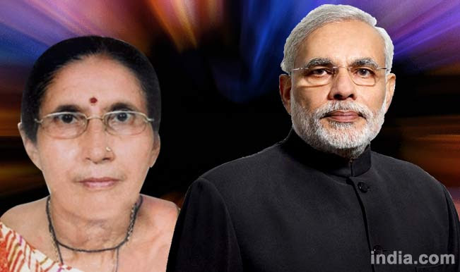 A day after bjp prime ministerial nominee narendra modi declared in his poll affidavit filed in vadodara that he was a married and that name of his wife is jashodaben. Narendra Modi S Better Half Jashodaben S Wish Comes True To See Namo At 7 Race Course India Com