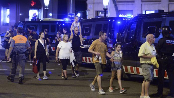 Attentat de Barcelone : deux hommes arrêtés, aucun n'est le conducteur de la camionnette