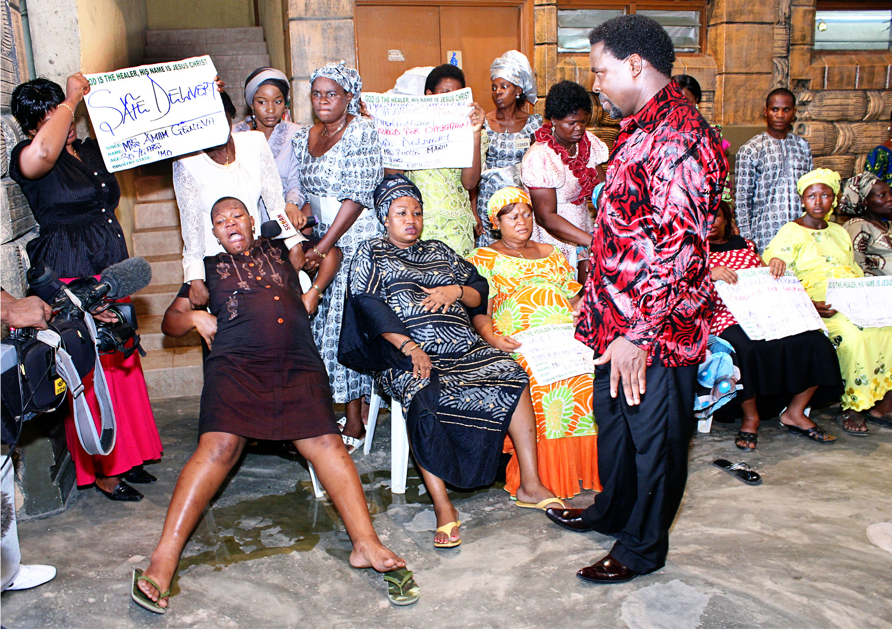 • tb joshua's death was announced on facebook, through his official facebook page. A Prophetic Teaching Practicalised The Synagogue Church Of All Nations Scoan Prophet T B Joshua General Overseer